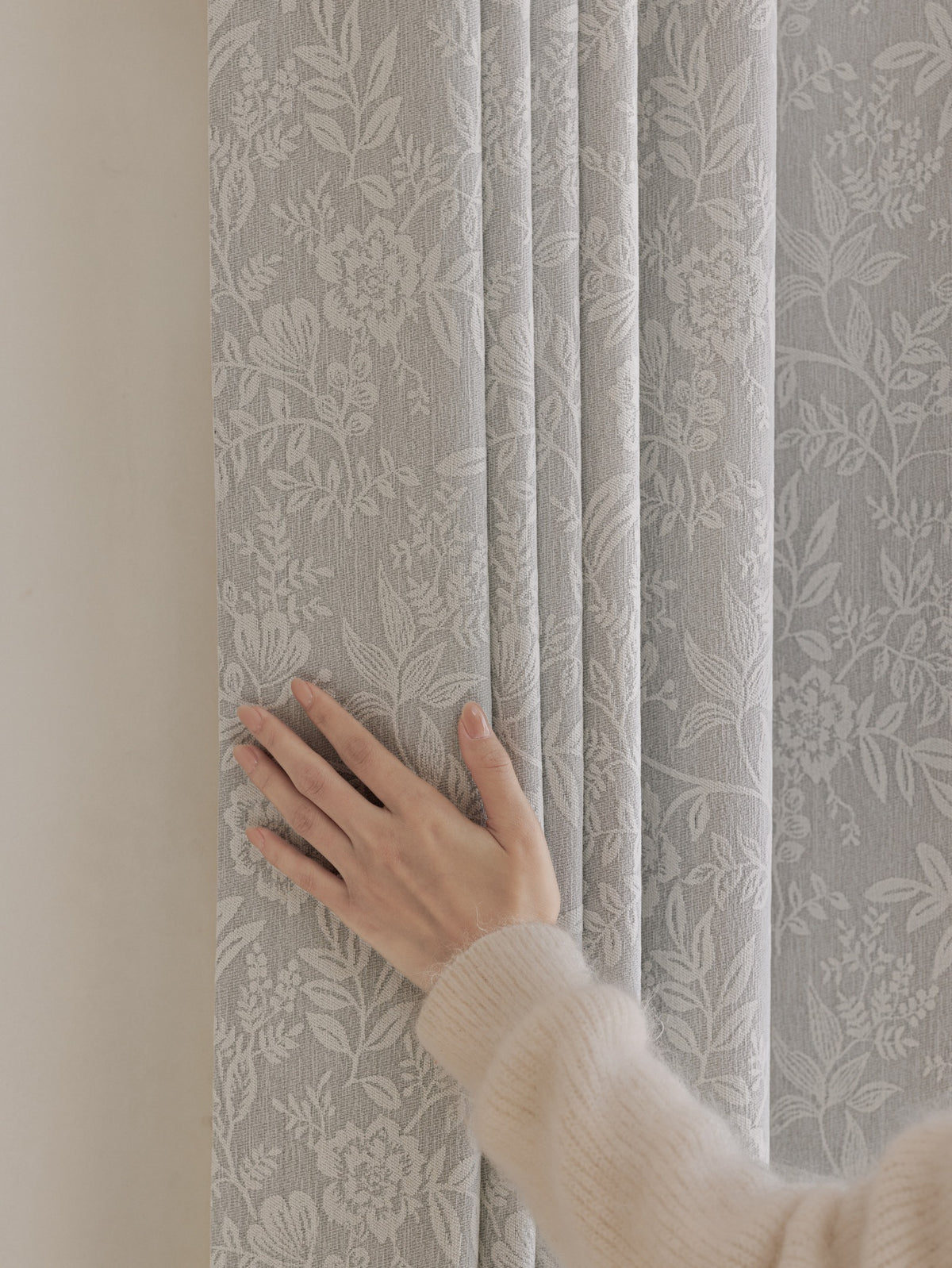 Silver gray botanical chenille blackout curtain